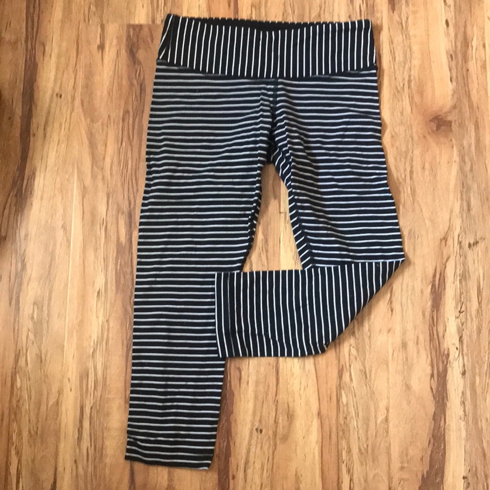 Lulu Cropped Leggings